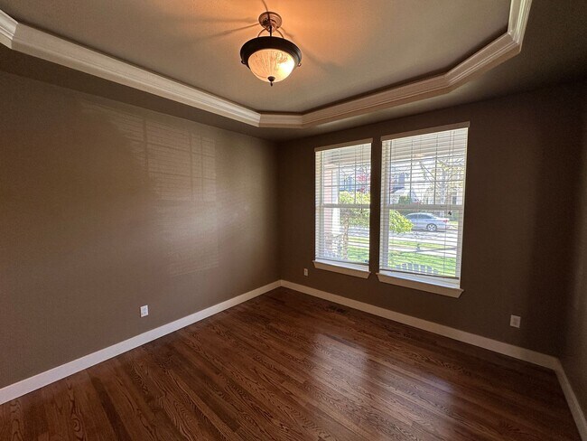 Building Photo - 4219 Cashmere Dr NE
