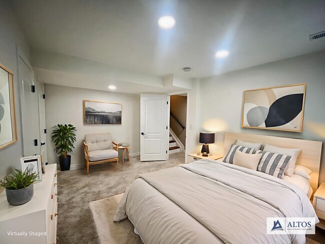 Building Photo - Beautifully Renovated 4-Bedroom Home in Canterberry Crossing