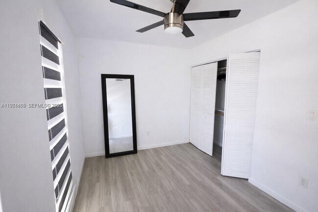 Building Photo - 4306 SW 131st Ave