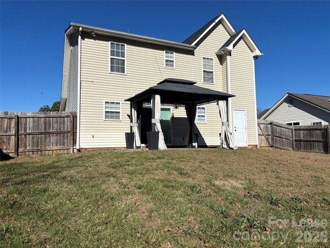 Building Photo - 1641 Clooney Ln