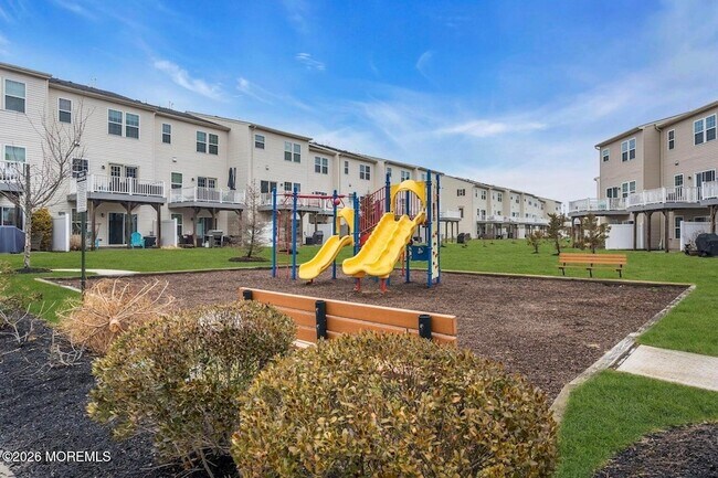 Building Photo - 14 Kyle Dr