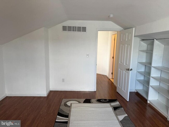 Building Photo - 2514 St James Church Rd