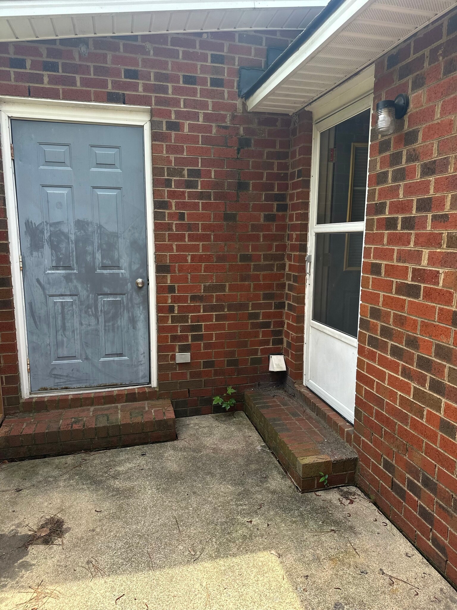 Building Photo - 4340 West Horne Ave