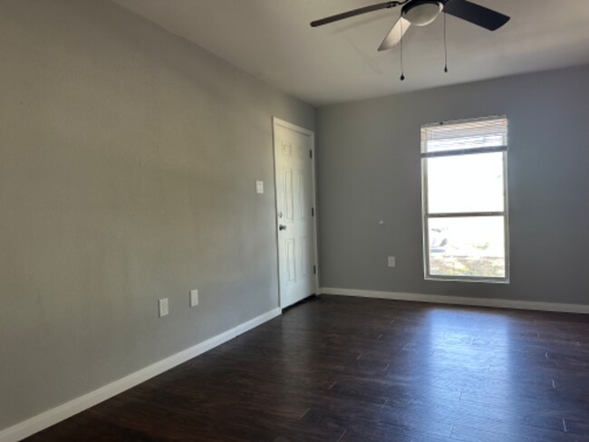 Building Photo - 3017 FM 2280