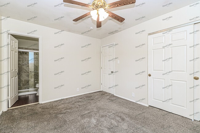 Building Photo - 1438 Friar Tuck Ln