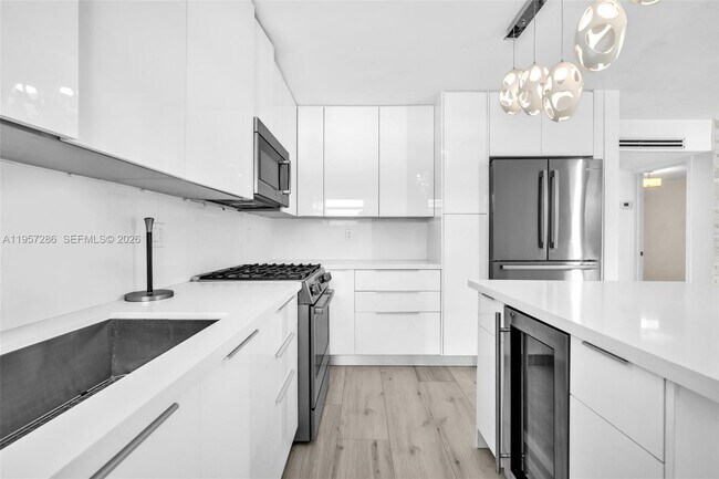 Building Photo - 3265 Virginia St