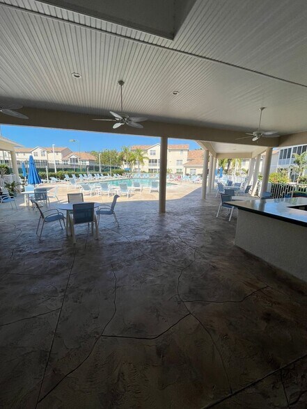 Building Photo - 8389 Wingate Dr