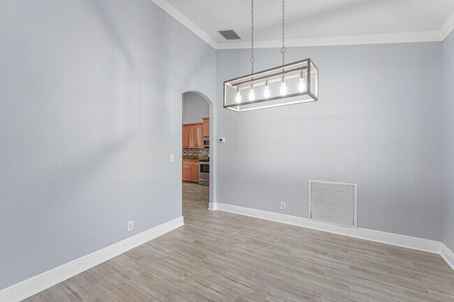 Building Photo - 11224 Tangerine Blvd