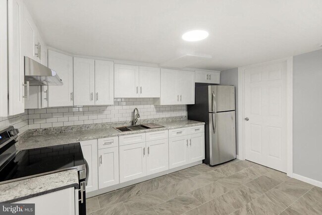 Building Photo - 1156 Franklin St