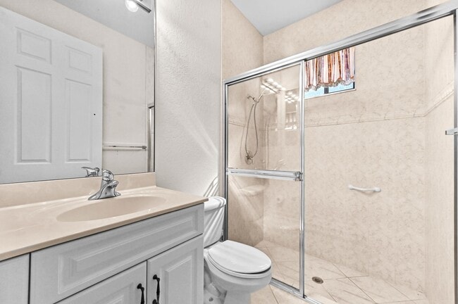 Building Photo - 6823 Fabiano Cir