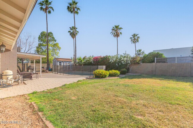 Building Photo - 14034 N 60th St