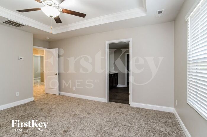 Building Photo - 9525 Blue Knoll Ct