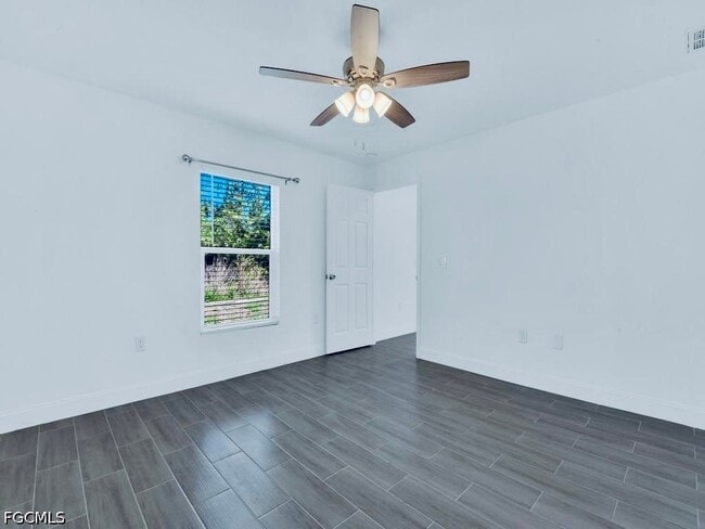 Building Photo - 851 Bedford Dr