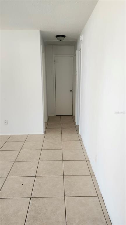 Building Photo - 565 3rd Ave