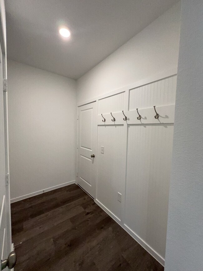 Building Photo - 15313 Dapple Blf Ln