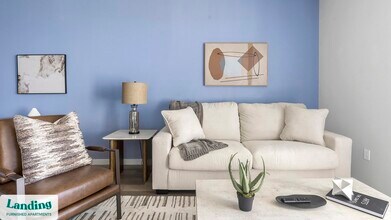 Building Photo - 6850 Foxtail Palm Wy