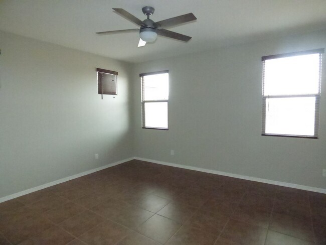 Building Photo - Newer neighborhood in Goodyear!  All appliances included!