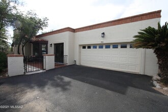 Building Photo - 953 W Palma De Pina
