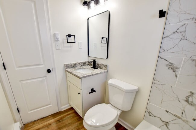 Building Photo - 2625 Harvard Dr