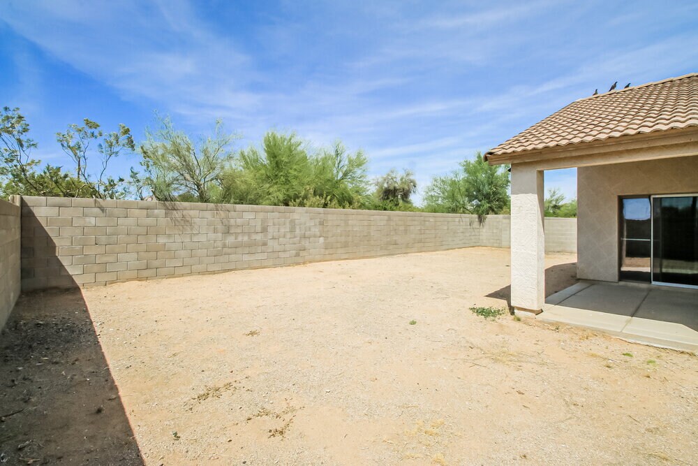 Building Photo - 10134 E Caballero St