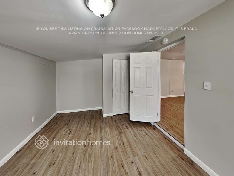 Building Photo - 347 Capella Rd