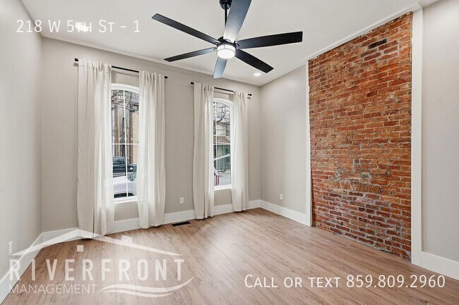 Building Photo - 218 W 5th St