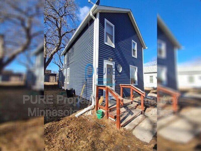 Building Photo - 1212 Sibley St