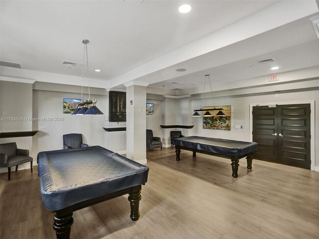 Building Photo - 2501 S Ocean Dr