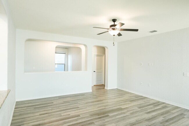 Building Photo - 6431 Nolina Pass