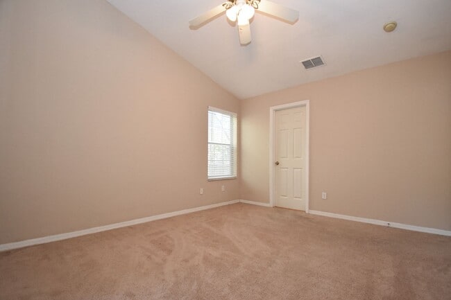 Building Photo - 8318 SW 64th Pl