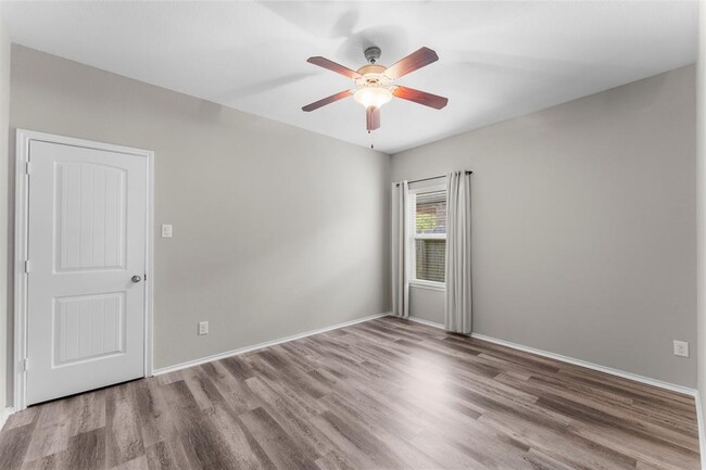 Building Photo - 154 Meadow Mill Dr