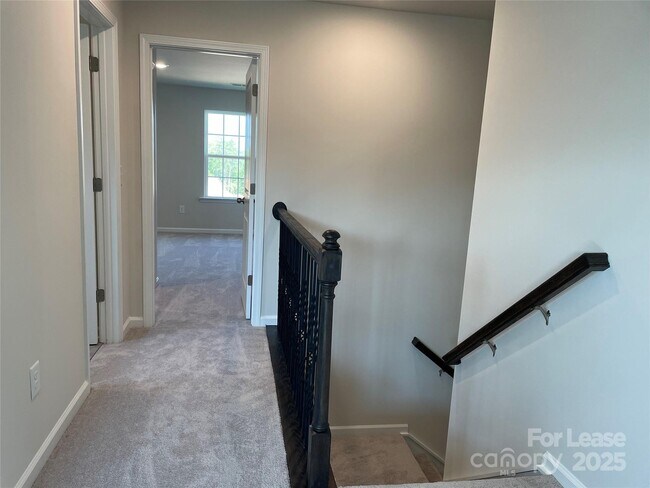 Building Photo - 17618 Snug Harbor Rd