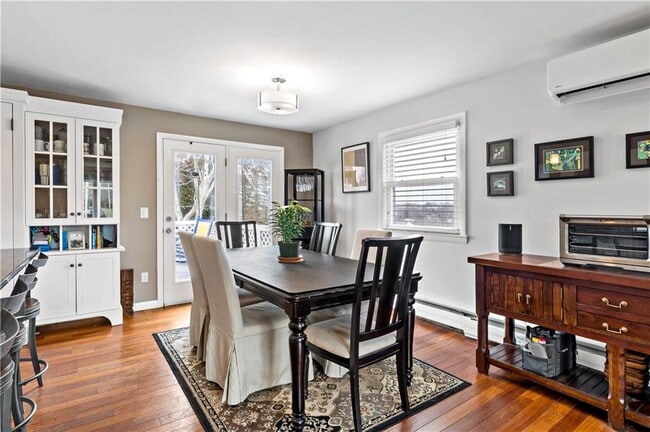 Building Photo - 3 Paul Ave