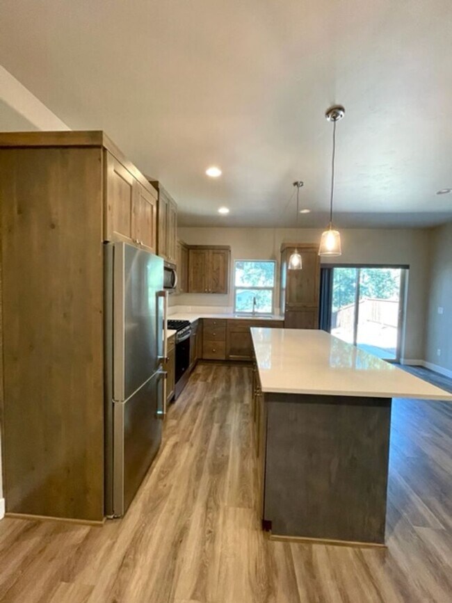 Building Photo - Flowing Water Way Duplex - 20138-FLOW-00