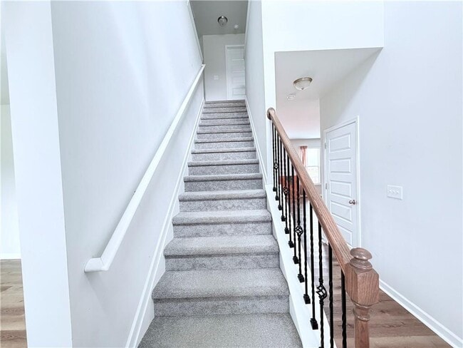 Building Photo - 409 McGinnis Cir