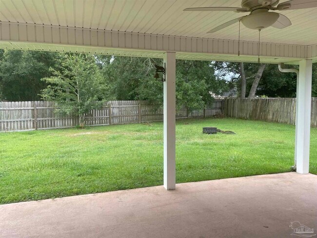 Building Photo - 1797 Cedrus Ln