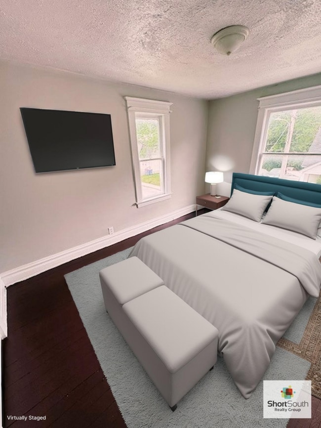 Building Photo - Recently updated 3 bed 1 bath Single Famil...