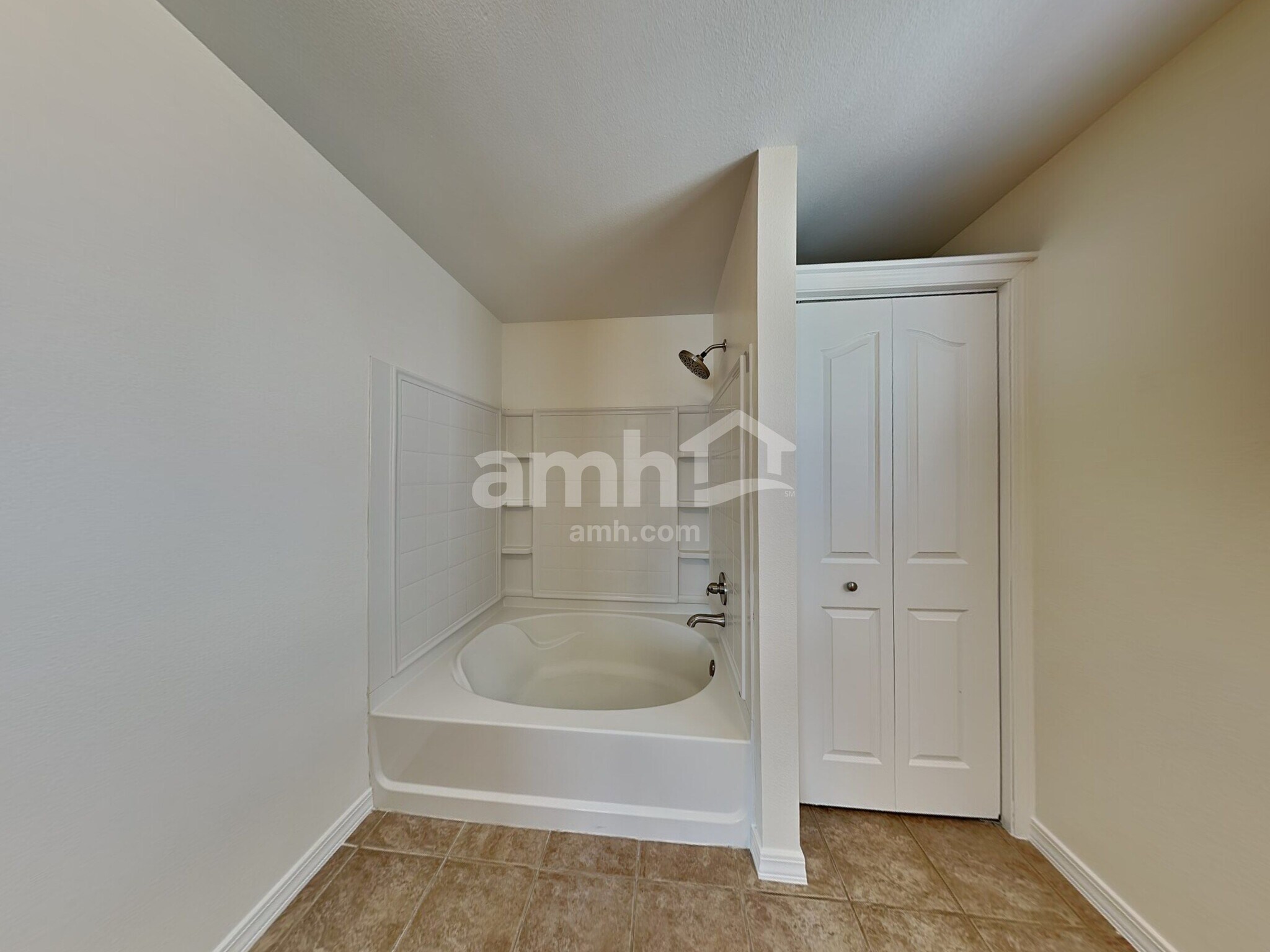 Building Photo - 6753 Mary Leizan Ln