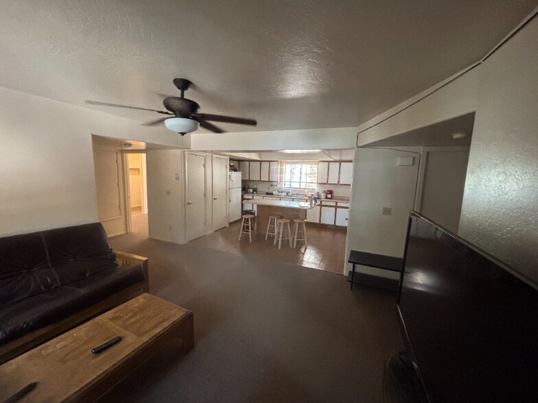 Building Photo - 51 S Maricopa St