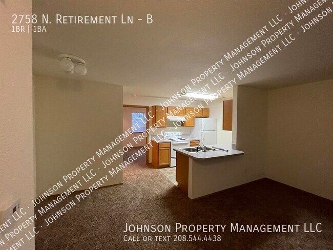 Building Photo - 2758 N Retirement Ln