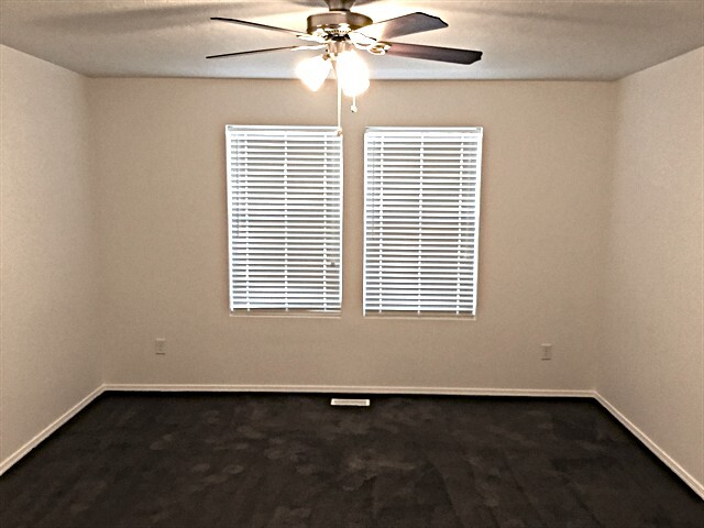 Building Photo - 9478 W Stonewood Dr