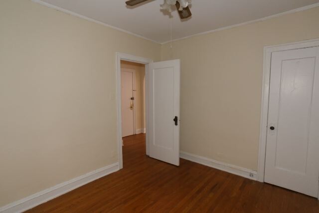 Building Photo - 549 W Surf St