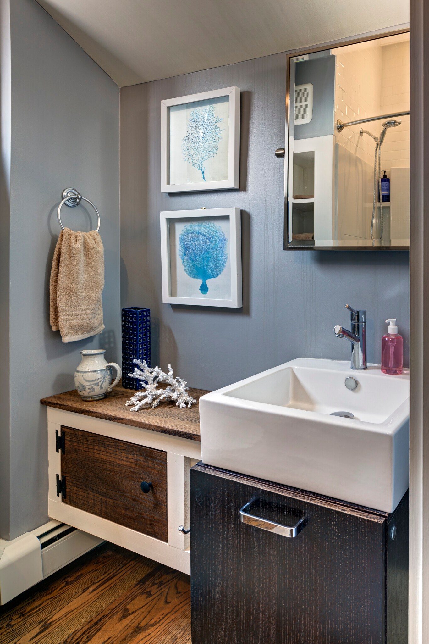 Building Photo - 437 State St