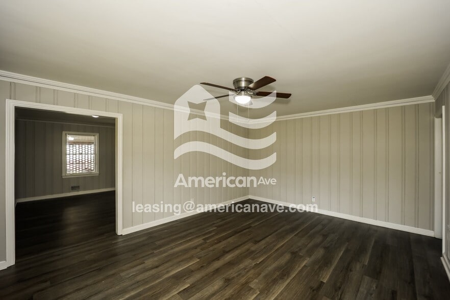 Building Photo - 121 N Page St