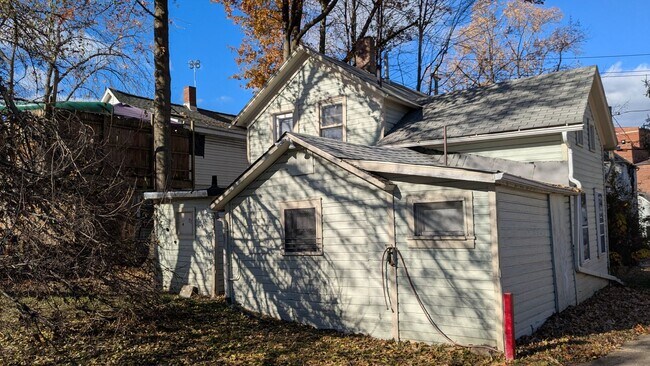 Building Photo - Atlas Investment Group, LLC (250 Cross St)