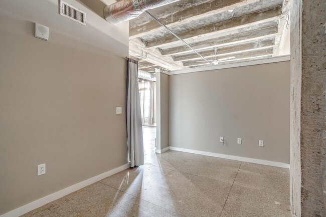 Building Photo - 221 W Lancaster Ave