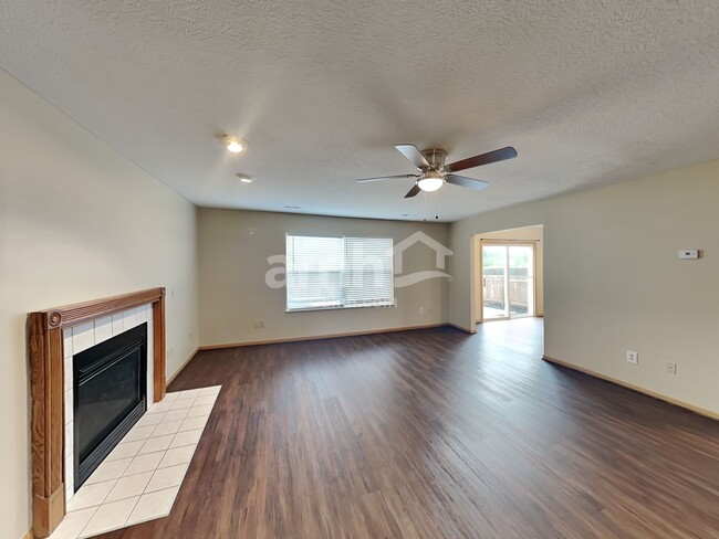 Building Photo - 3985 Boyer Ridge Dr