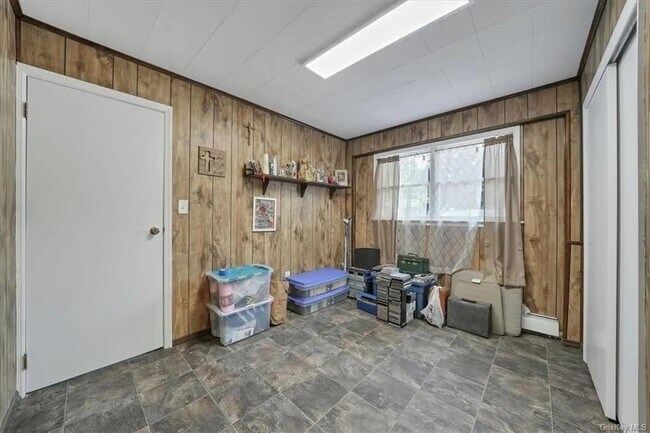 Building Photo - 21 Winchester Dr