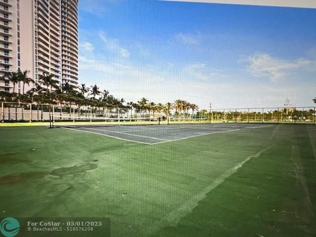 Building Photo - 2800 N Ocean Dr