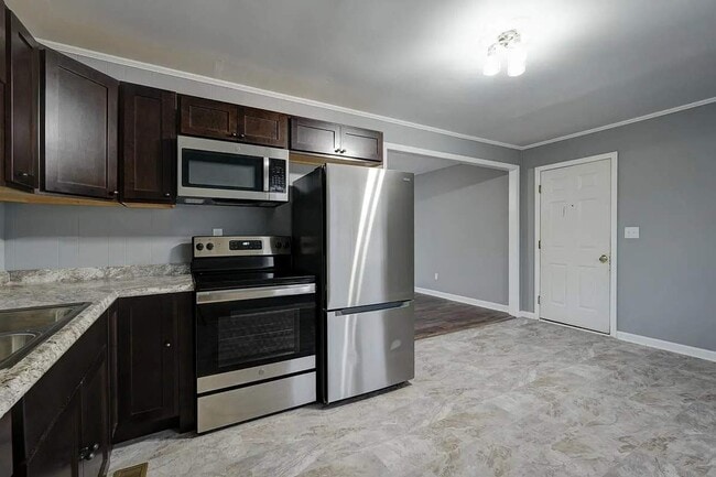 Building Photo - 421 sharpe st woodruff sc
